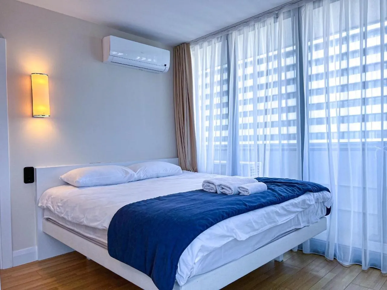 Holliday In Orbi Apartment Batumi